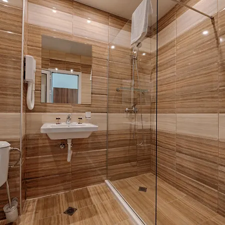 Berlin Golden 4* Goudstrand