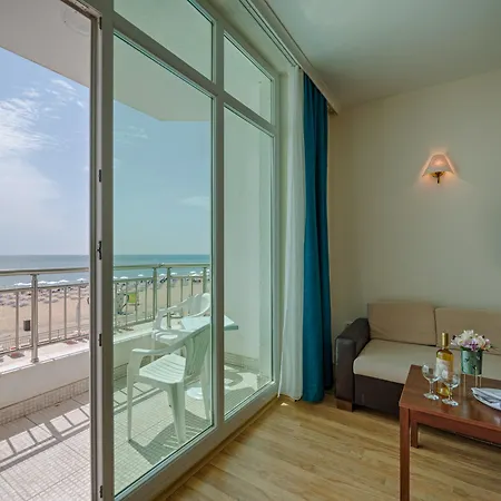 فندق Berlin Golden 4*