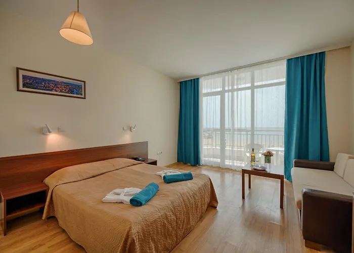 Отель Berlin Golden