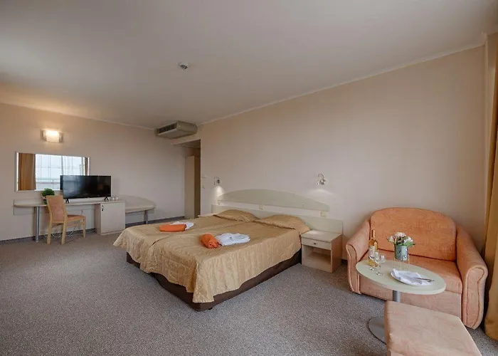 Berlin Golden - Inclusive&beach Hotel 4*