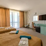 Berlin Golden & Hotel Złote Piaski