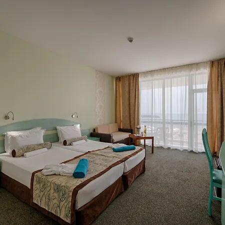 Berlin Golden Golden Sands