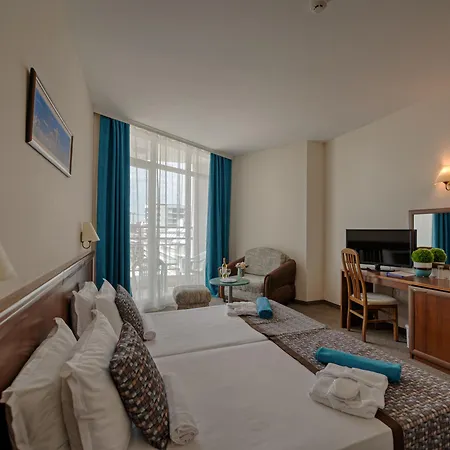 Berlin Golden & 4* Golden Sands