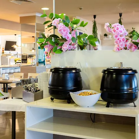 Berlin Golden 4* Golden Sands