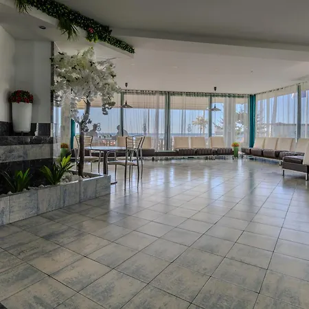 Berlin Golden Hotel Golden Sands