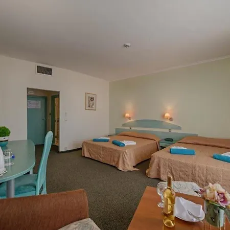 Berlin Golden Hotel Golden Sands