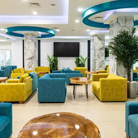 Berlin Golden & 4* Złote Piaski
