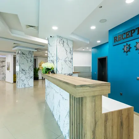 Berlin Golden & Hotell 4*