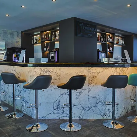 Berlin Golden & Hotell Golden Sands
